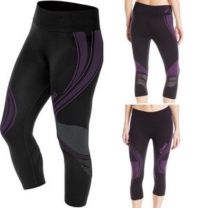 Asics Studio Fit Sana Seamless Capri Leggings